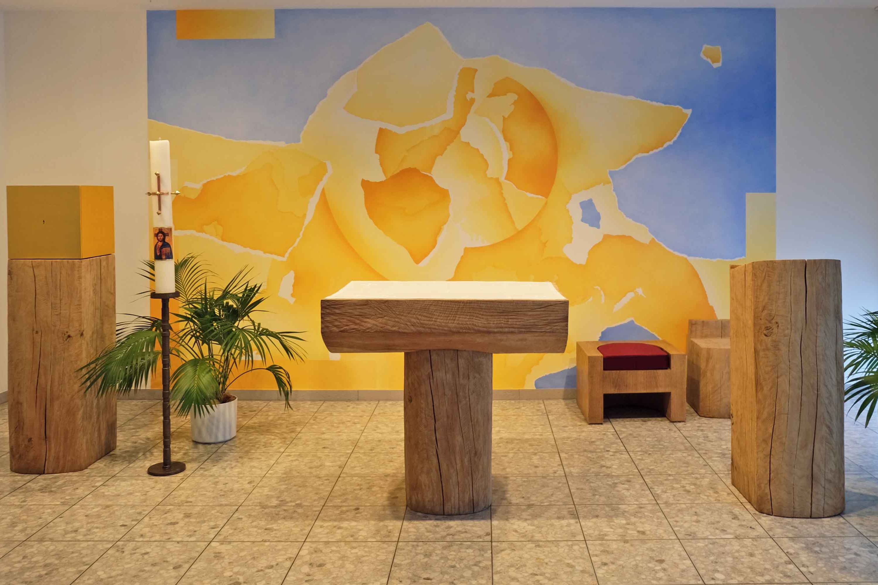 Blick in den Andachtsraum im Klinikum Saarbrücken auf dem Winterberg