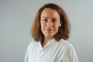 Portraitfoto Claudia Holzhoffe