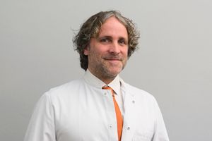 Portraitfoto Felix Stöckle, Pneumologe